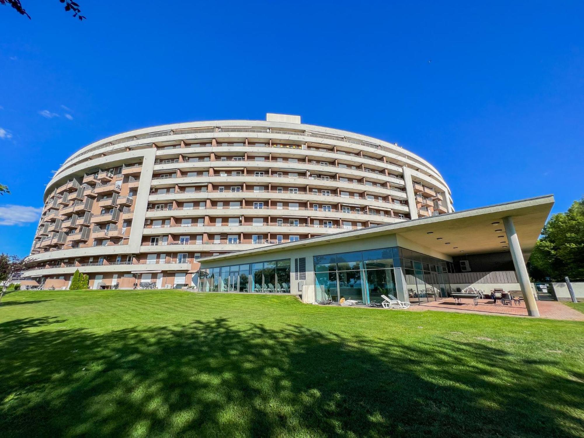 Club 218 Red Wellness Apartements * Siofok